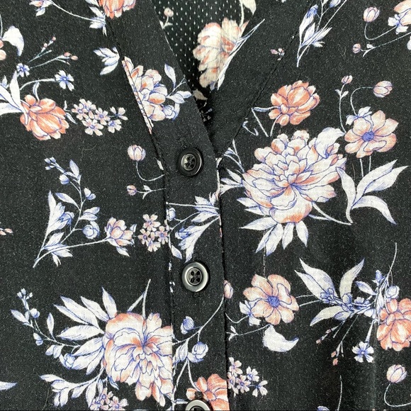 Torrid Black Floral & Lace Babydoll Button Down Tunic Top EUC - Picture 6 of 14